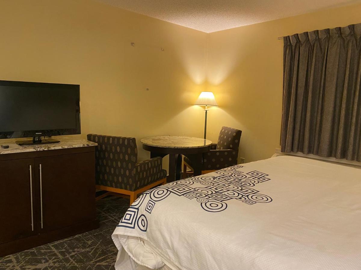 Motel Knights &